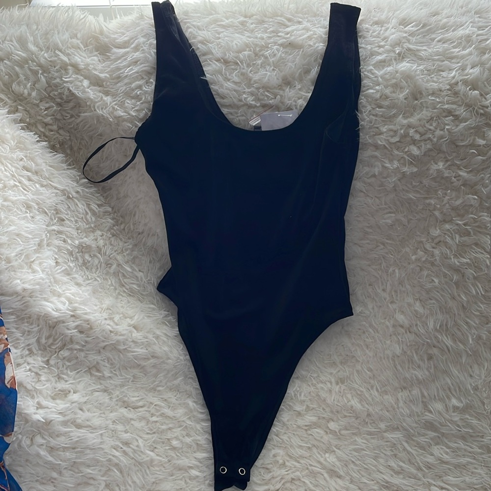 Black velvet bodysuit new with tags